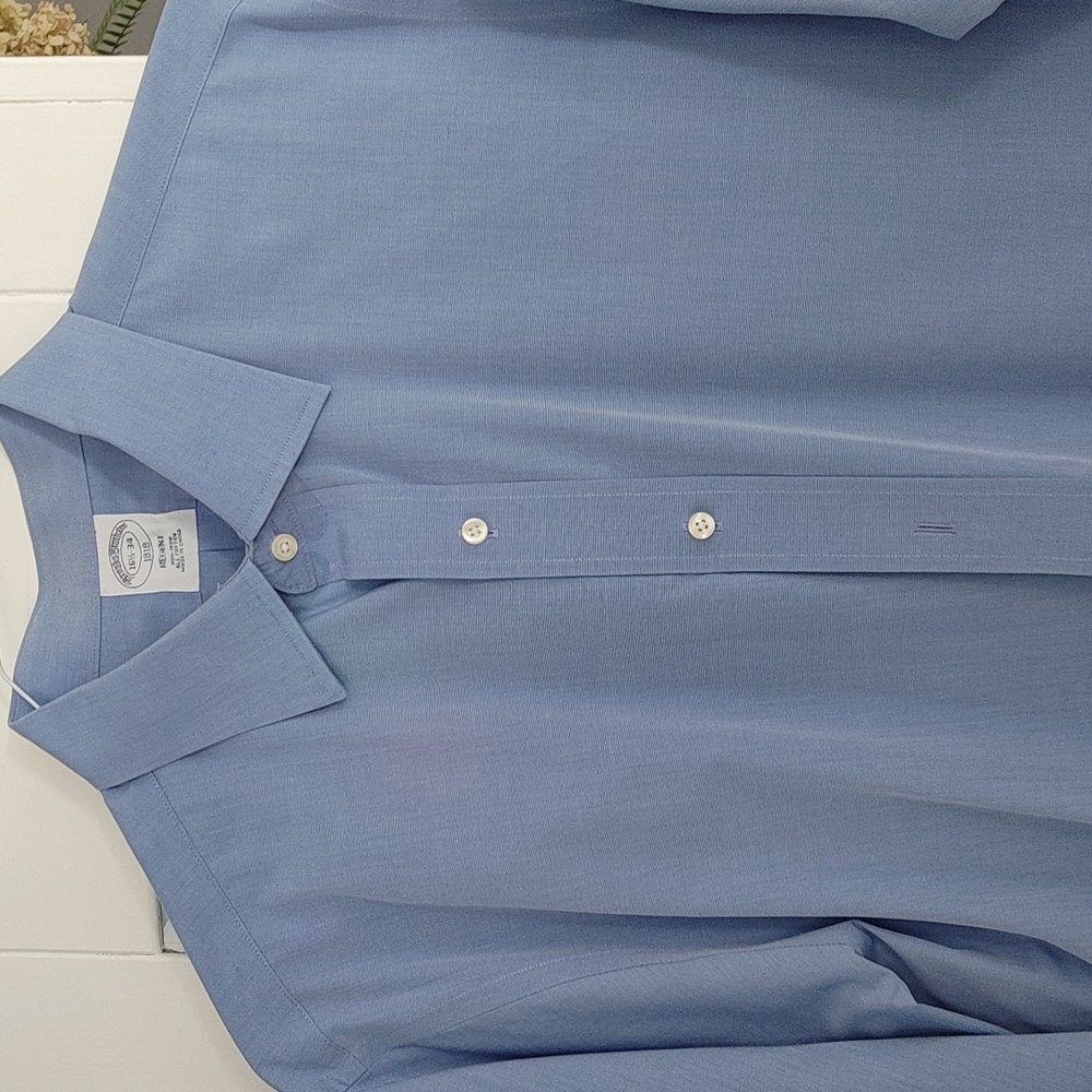 Brooks Brothers Mens dress shirt